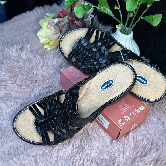 Dr. Scholl's Black Woven Sandals - Picture 3 of 10